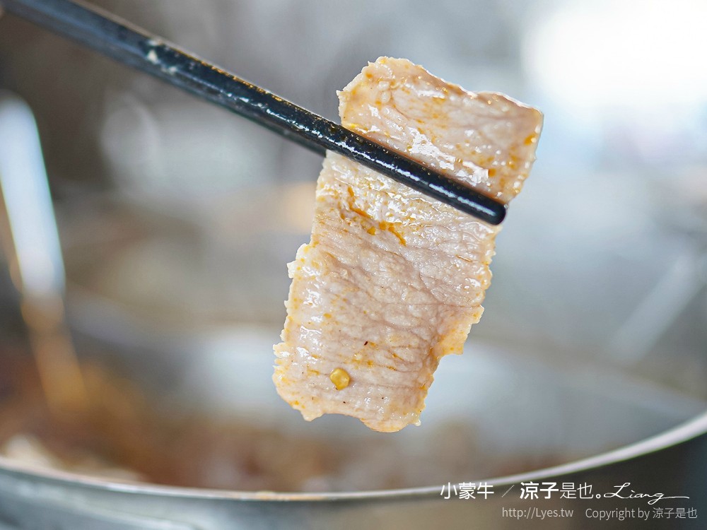 小蒙牛頂級麻辣養生鍋 台中 台灣大道餐廳 麻辣火鍋吃到飽 哈根達司 和牛 美食 菜單 優惠 兒童節活動