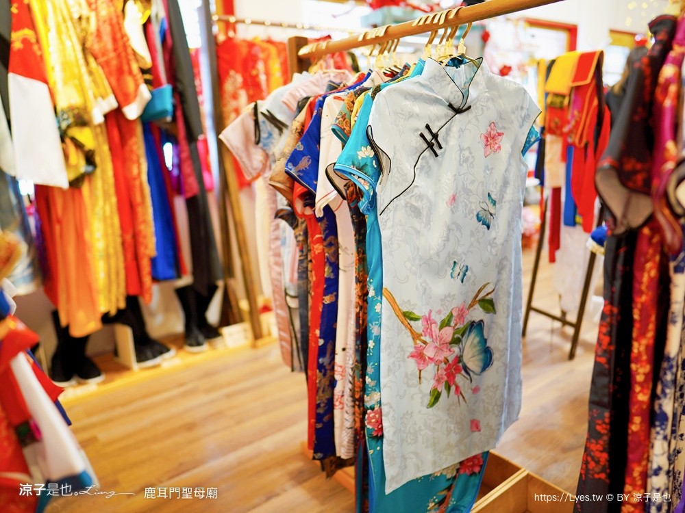 鹿耳門聖母廟 月老 台南景點 特色介紹 換裝攝影棚 鹿耳門聖母廟煙火 住宿 免門票 親子景點