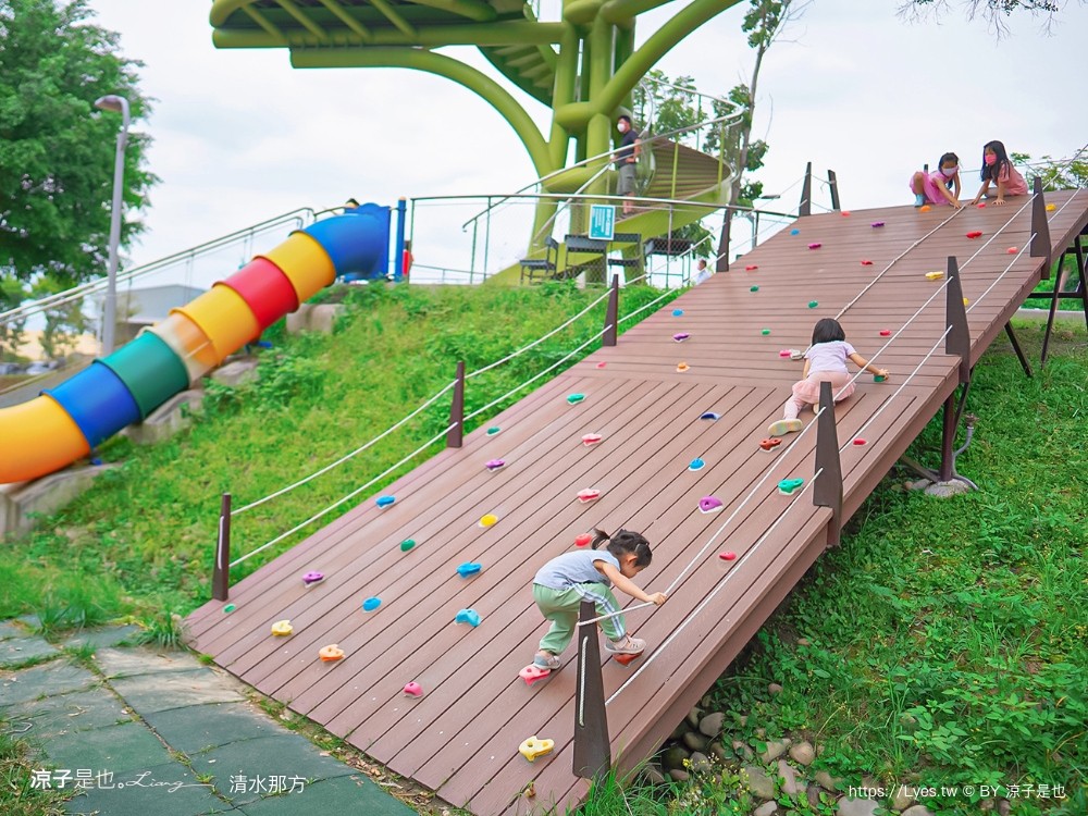 清水那方 彰化親子景點 氣墊兒童戲水池 沙坑 泡腳 餐廳 野餐 豪華懶人露營 溫泉泡湯