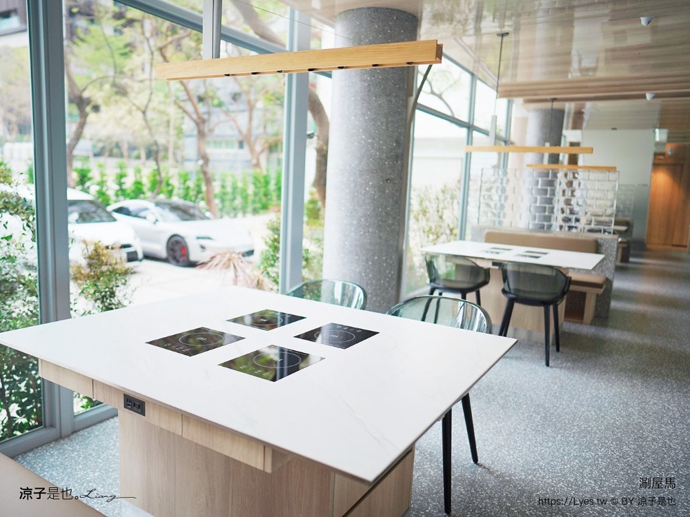 涮屋馬 菜單 新開幕 屋馬火鍋品牌 試營運 個人鍋物 和牛套餐 訂位 停車 台中火鍋餐廳 新光三越美食 和牛套餐 訂位 停車 台中火鍋餐廳 新光三越美食